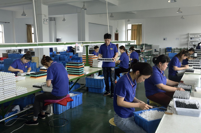 SANIPIVOT component assembly workshop